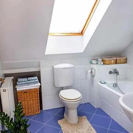 Vitorlas Vendeghaz *